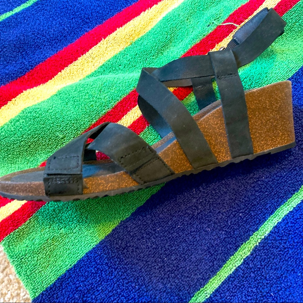 Teva leather wedges